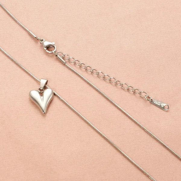 Moonlit_Glow_Silver_Heart_Pendant_Necklace_Default_Title