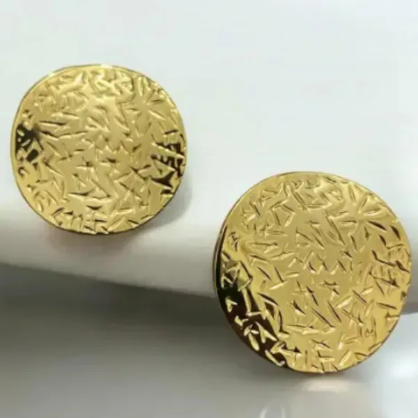 Golden_Poise_Embossed_Stud_Earrings_Default_Title