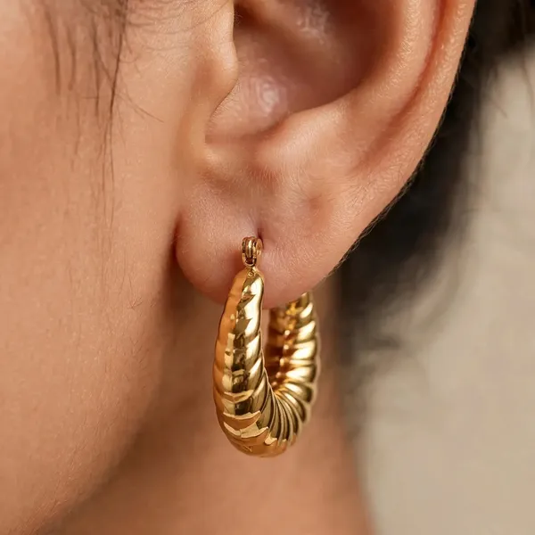 Golden_Halo_Twisted_Round_Hoop_Earrings_Default_Title