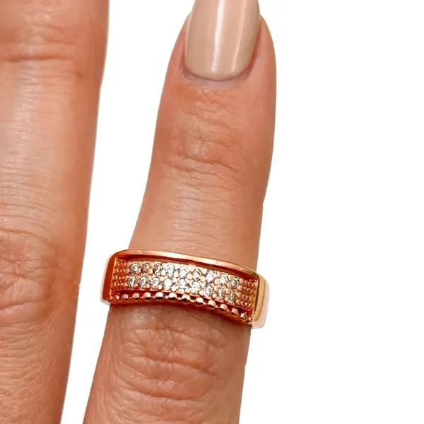 Rose_Spark_Crystal_Accent_Rose_Gold_Ring_Default_Title