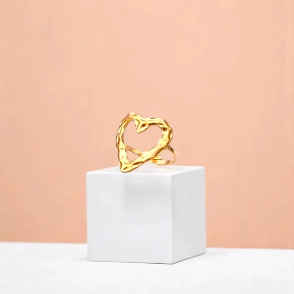 Golden_Embrace_Sculpted_Heart_Adjustable_Ring_Default_Title