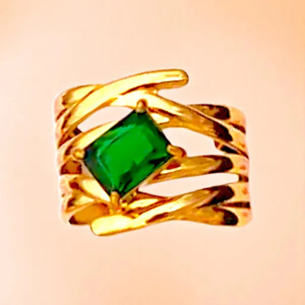 Emerald_Blaze_Adjustable_Statement_Gold_Ring_Default_Title