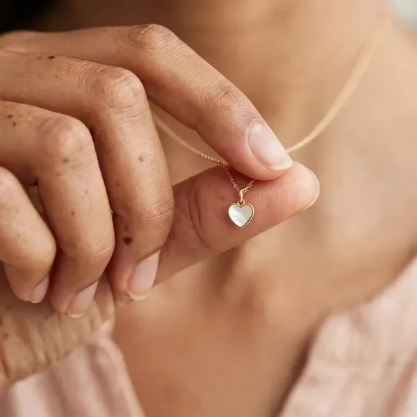 Blush_Bond_White_Pearl_Heart_Pendant_Necklace_Default_Title