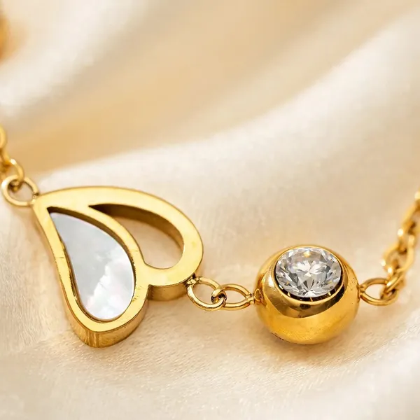 Glow_Heart_Crystal_Charm_Bracelet_Default_Title