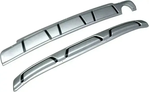 Innova_Hycross_Bumper_Diffuser_Set_Abs_Silver_Black_Default_Title