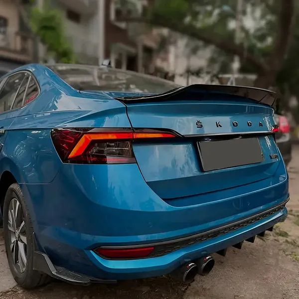 Imported_Rs_Style_Duck_Spoiler_For_Skoda_Slavia_2022_Onwards_Glossy_Black_Rs_Style