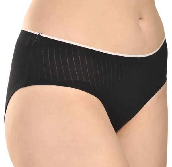 Black_Cotton_Seamless_Panties_For_Women_Pack_Of_3