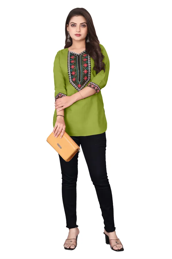 Green_Embroidered_Straight_Kurta_for_Women