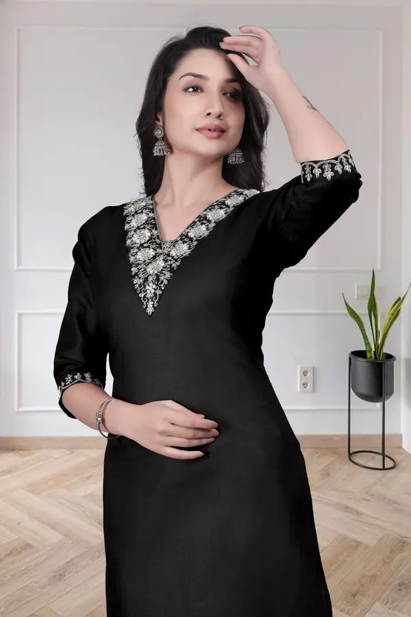 Black_Embellished_Straight_Kurta_for_Women