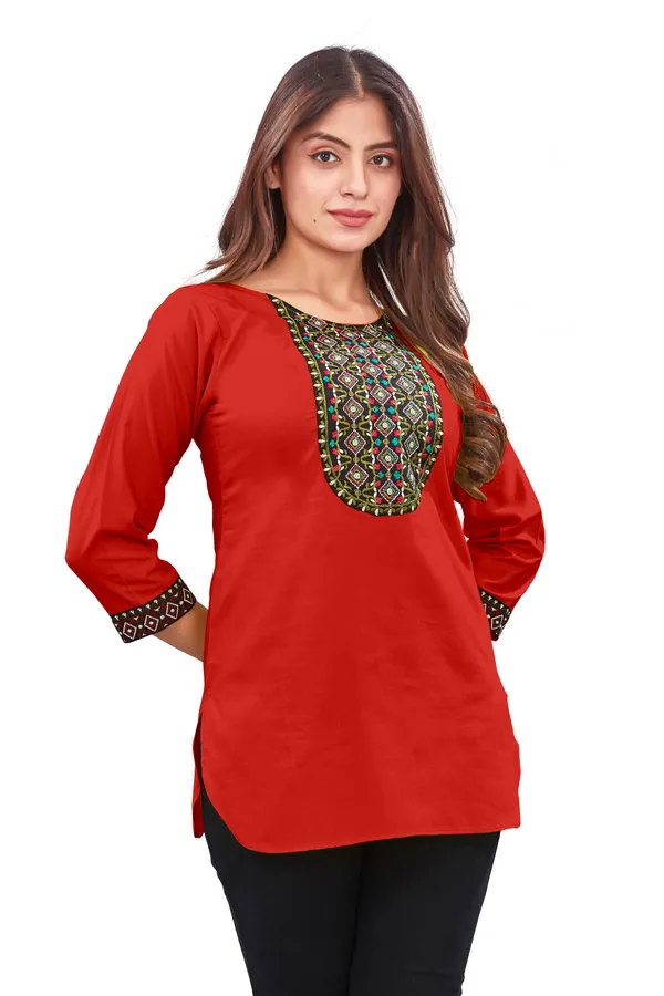 Red_Straight_Patterned_Kurti_for_Women