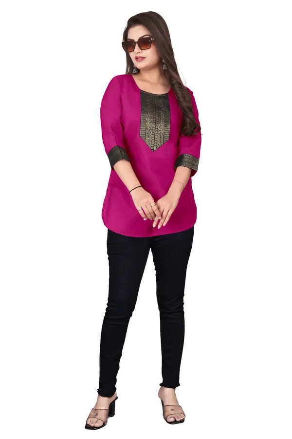 Magenta_Embellished_Regular_Fit_Kurti_for_Women
