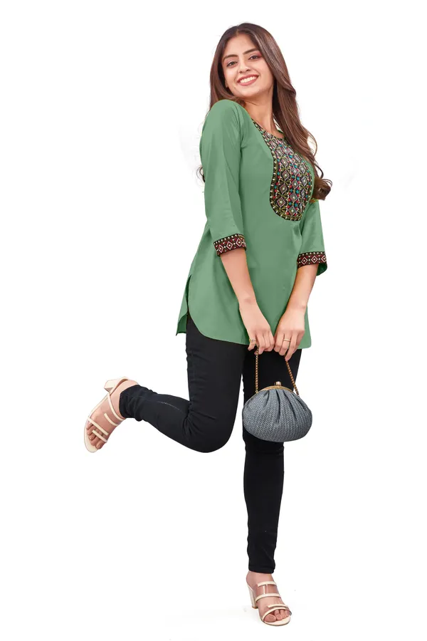 Green_Embroidered_Straight_Kurti_for_Women