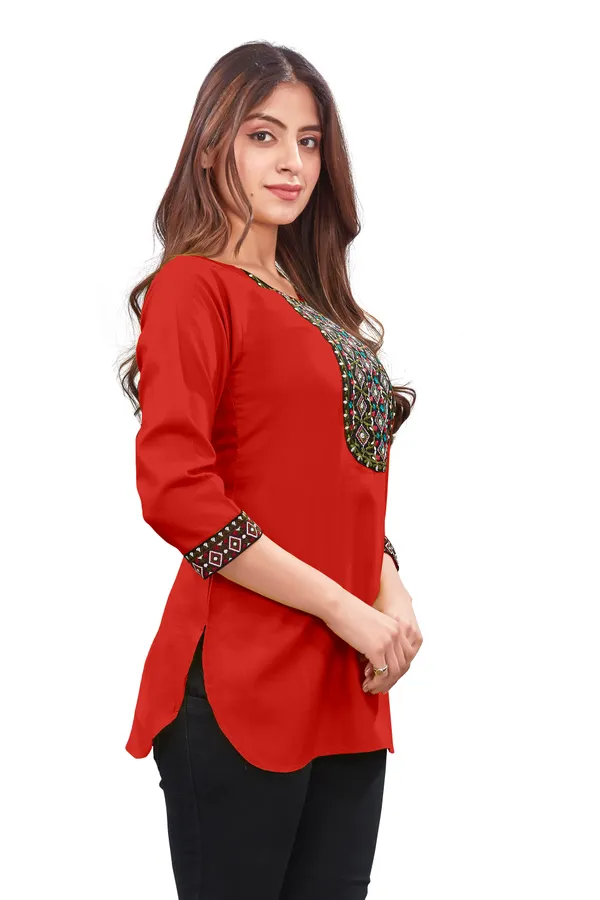 Red_Straight_Patterned_Kurti_for_Women