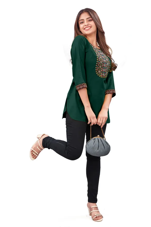 Green_Embroidered_Straight_Kurti_for_Women