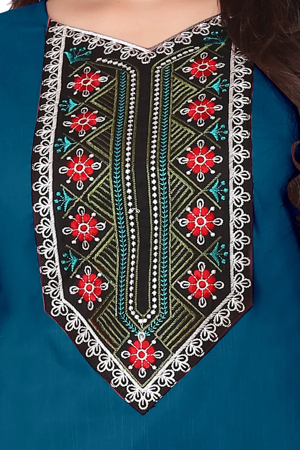 Blue_Embroidered_Straight_Kurti_for_Women