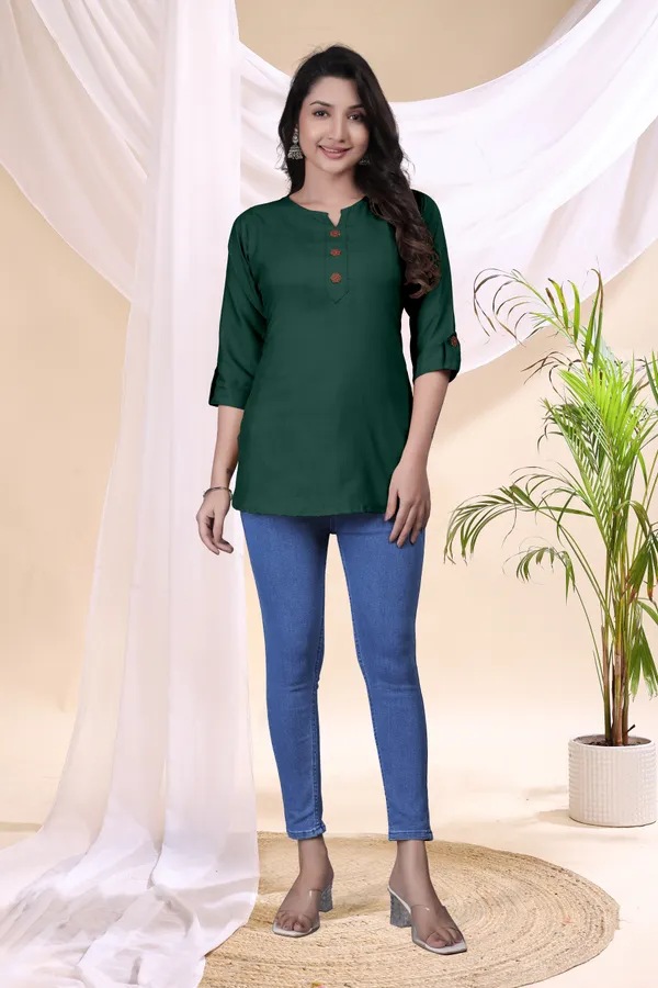 Green_Embroidered_3/4_Sleeve_Kurti_for_Women