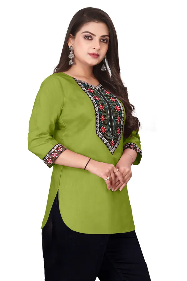 Green_Embroidered_Straight_Kurta_for_Women