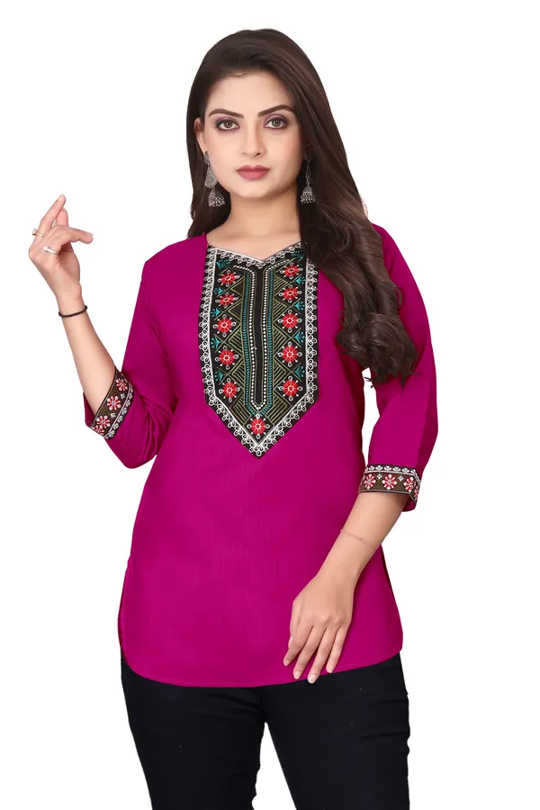 Magenta_Embroidered_Kurta_for_Women
