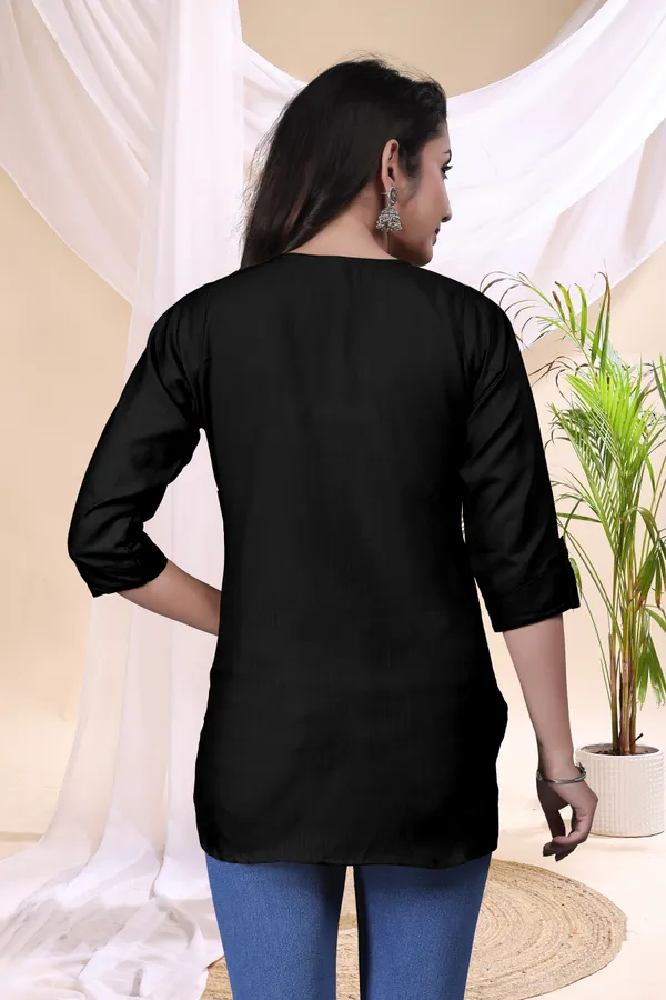 Black_Straight_Kurti_for_Women