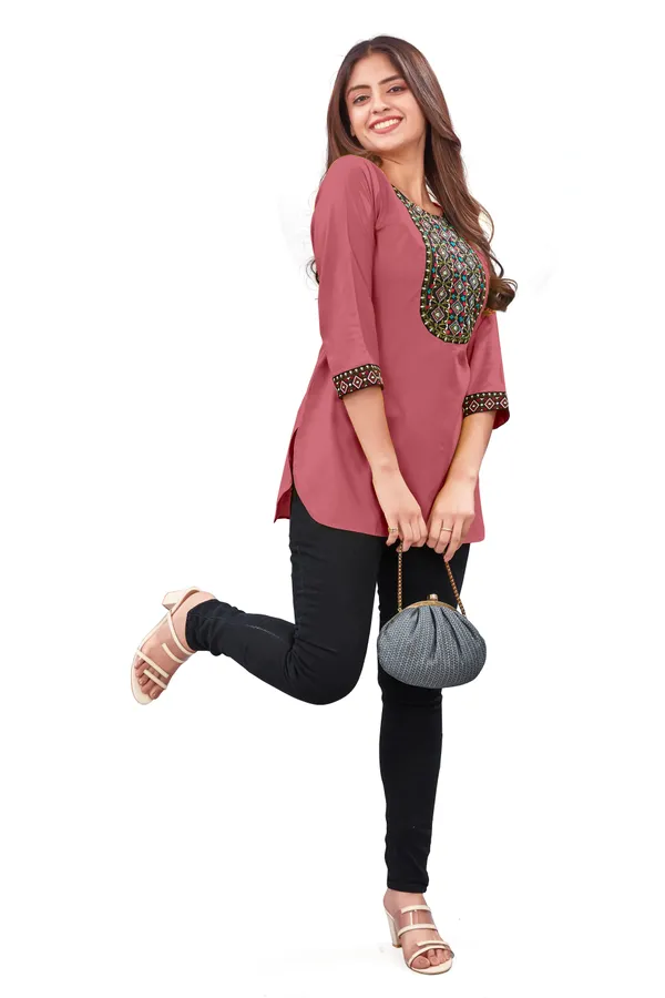 Rose_Printed_Straight_Kurti_for_Women