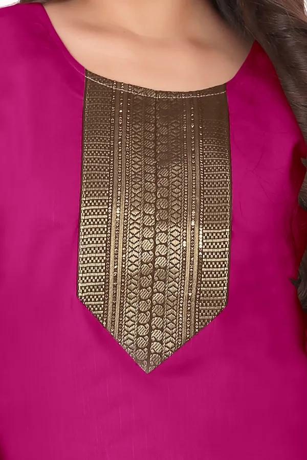 Magenta_Straight_Kurta_for_Women