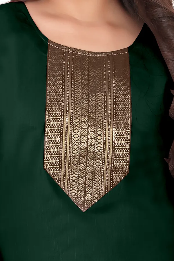 Dark_Green_Embroidered_Straight_Kurta_for_Women