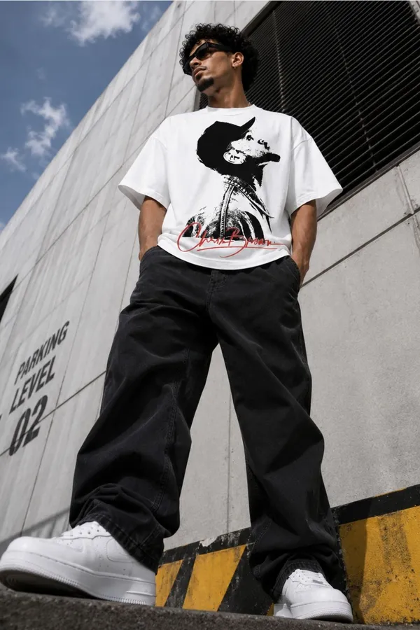 CHRIS_BROWN_OVERSIZED_TSHIRT