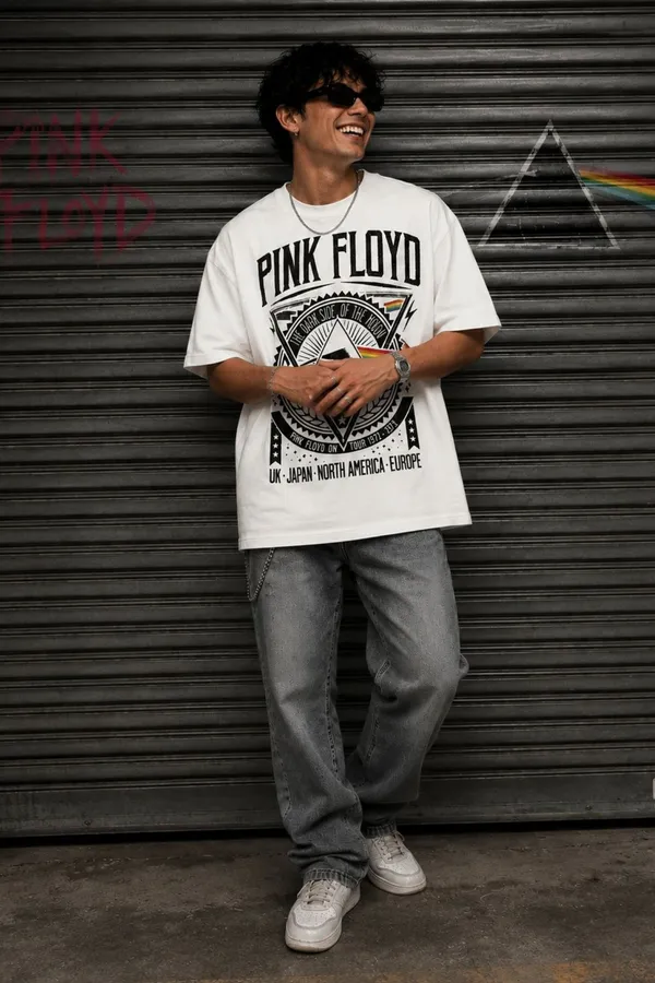 PINK_FLOYD_OVERSIZED_TSHIRT