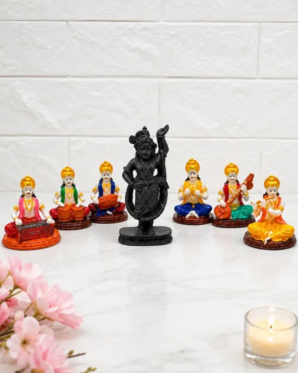 Bhajan_Mandali_Musician_Set_Temple_Decoration_Mandir_Decor_Laddu_Gopal_Accessories_Krishna_Jhanki_Decoration_Religious_Showpiece_Hindu_Temple_Decor_Bhajan_Kirtan_Set_Musical_Figurines_Home_Mandir_Decoration_Pooja_Room_Decor_Krishna_Accessories_Decorative_Idol_Set_Spiritual_Home_Decor_Devotional_Showpiece_Handmade_Bhajan_Mandali_Indian_Traditional_Decor_Festival_Decoration_Janmashtami_Decoration