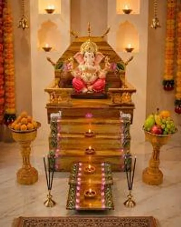 Kamal_Floral_Artwork_Khandpath_Mini_Khandpath_For_Laddu_Gopal_Thakur_Ji_Khandpath_Pushtimarg_Seva_Home_Mandir_Accessories_Wooden_Temple_Throne_Ganesh_Ji_Wooden_Singhasan_Small