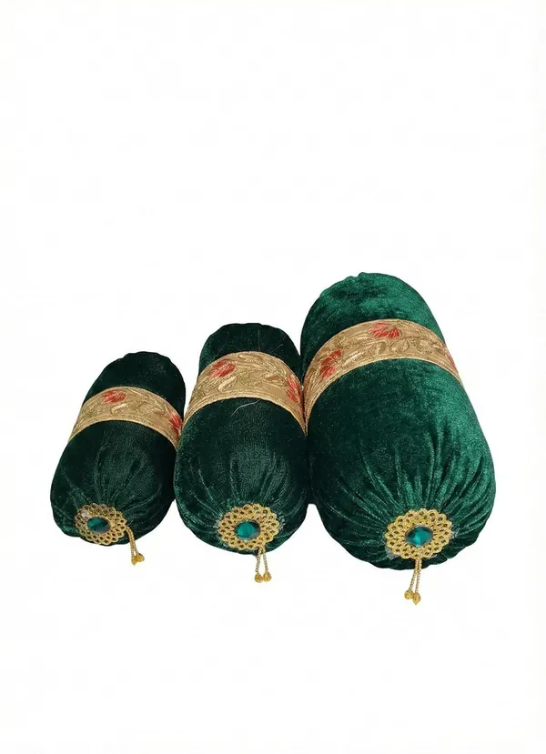 Velvet_Temple_Cushion_For_Deity_Idol