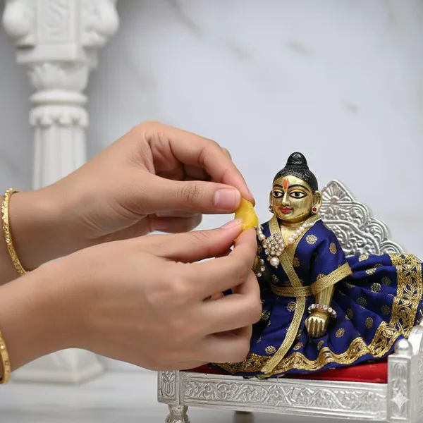 Wax_For_Deity_Decoration