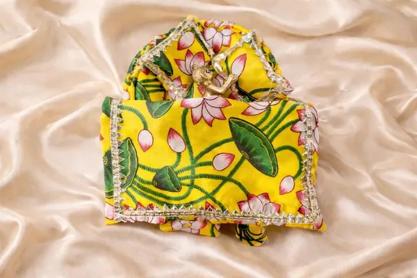 Laddu_Gopal_Cushion_Set