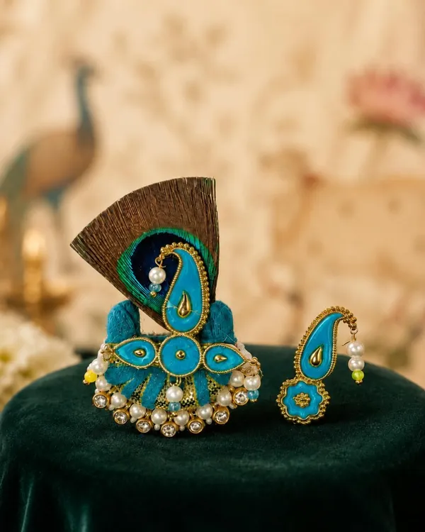 Peacock_Feather_Kilangi_For_Krishna_Deity
