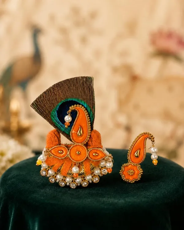 Peacock_Feather_Kilangi_For_Krishna_Deity