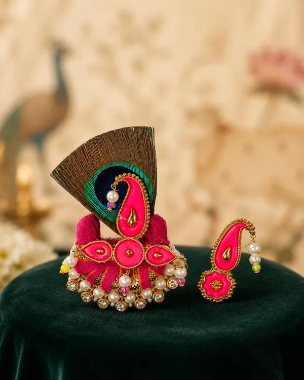 Peacock_Feather_Kilangi_For_Krishna_Deity