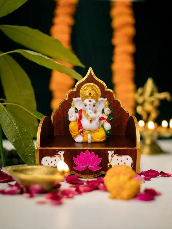 Wooden_Singhasan_For_Deity