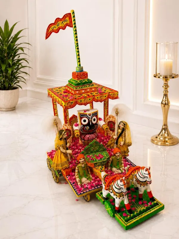 Wooden_Temple_Chariot_For_Deity_Idol