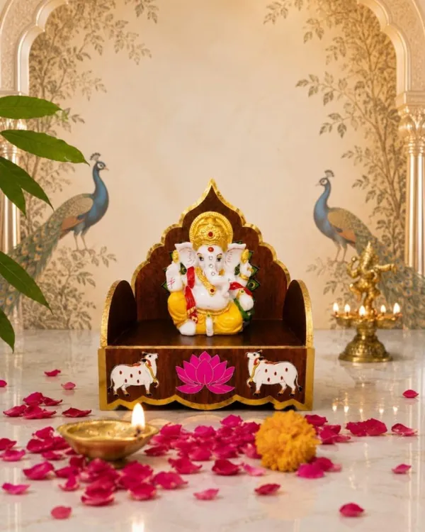 Wooden_Sinhasan_For_Deity_Idol