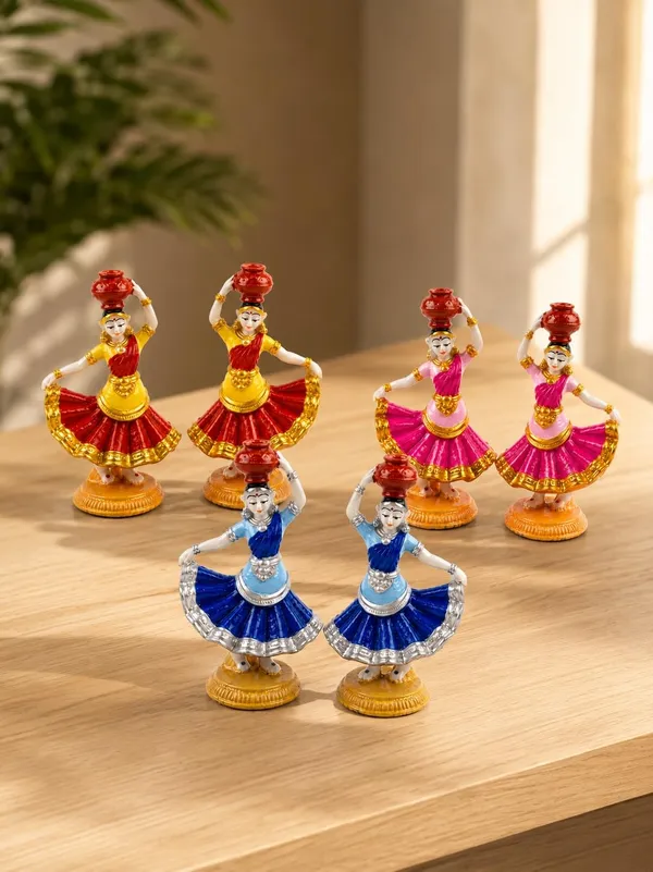 Krishna_Gopi_Figurine_Pair