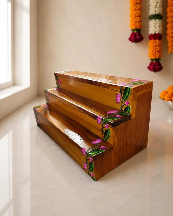 Wooden_Temple_Throne_For_Deity