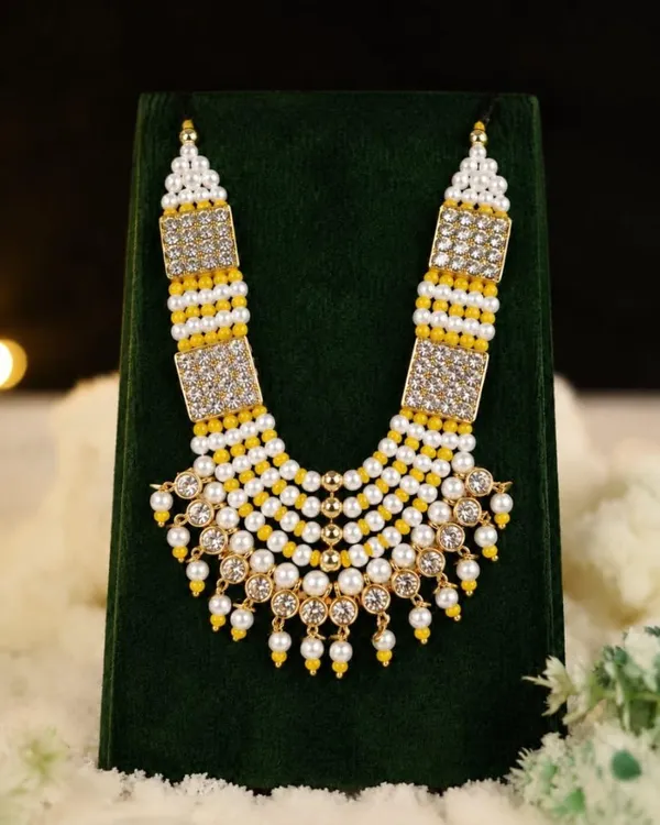 Laddu_Gopal_Kundan_Pearl_Mala