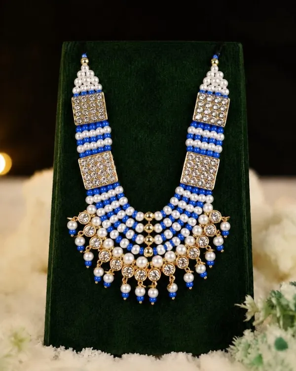 Kundan_Pearl_Deity_Garland
