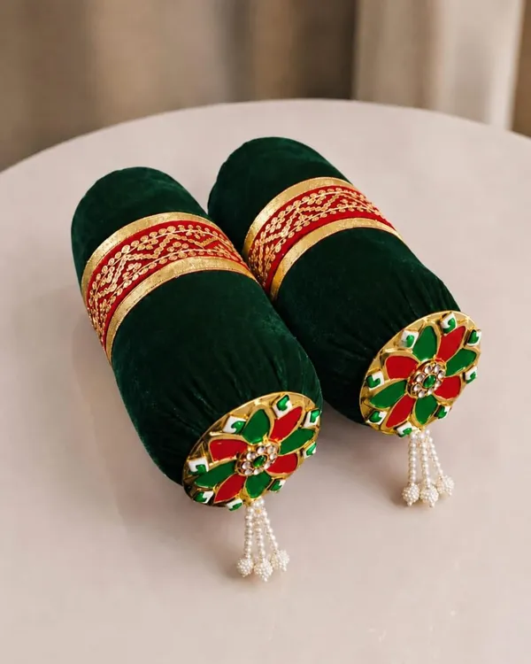 Velvet_Round_Pillow_For_Temple_Deity