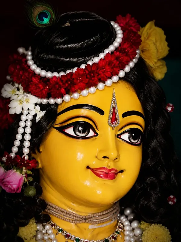 Tilak_For_Deity_Idol