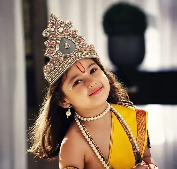 Krishna_Mukut_Crown