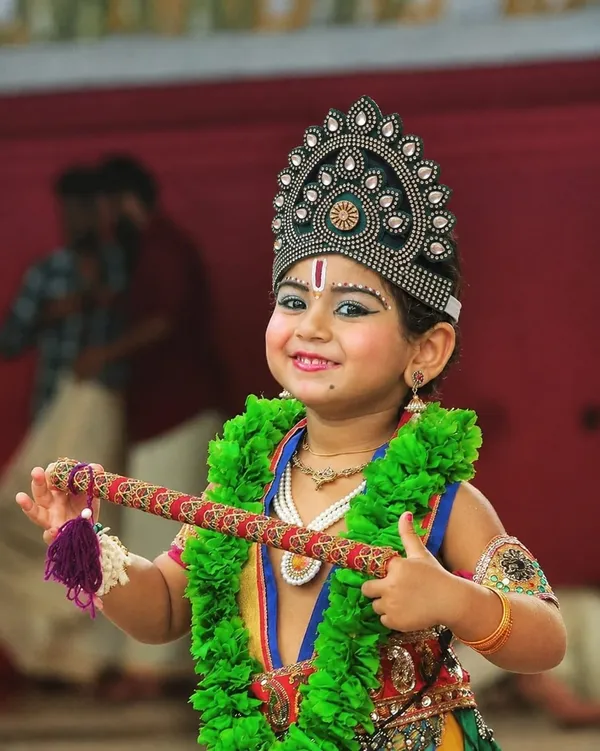 Krishna_Crown_Costume_Accessory