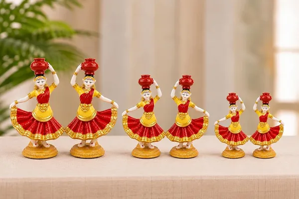 Krishna_Gopi_Figurine_Pair