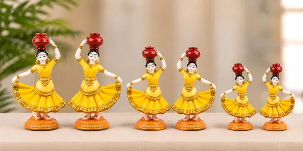 Krishna_Gopi_Figurine_Pair
