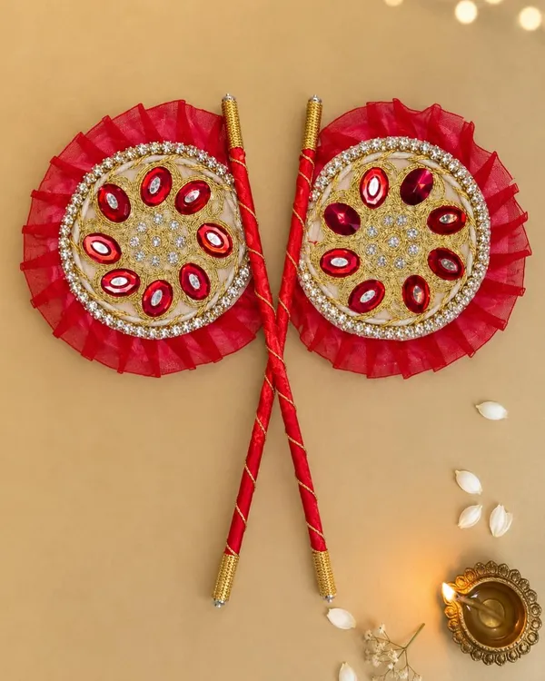 Hand_Fan_For_Deity_Idol